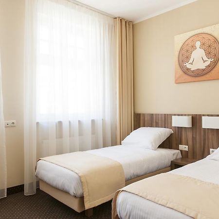Mandala Hostel & Apartments Poznań Rom bilde