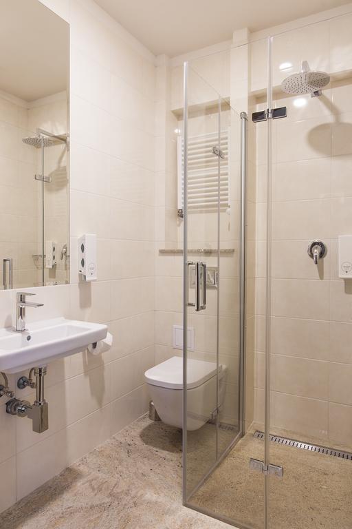 Mandala Hostel & Apartments Poznań Rom bilde