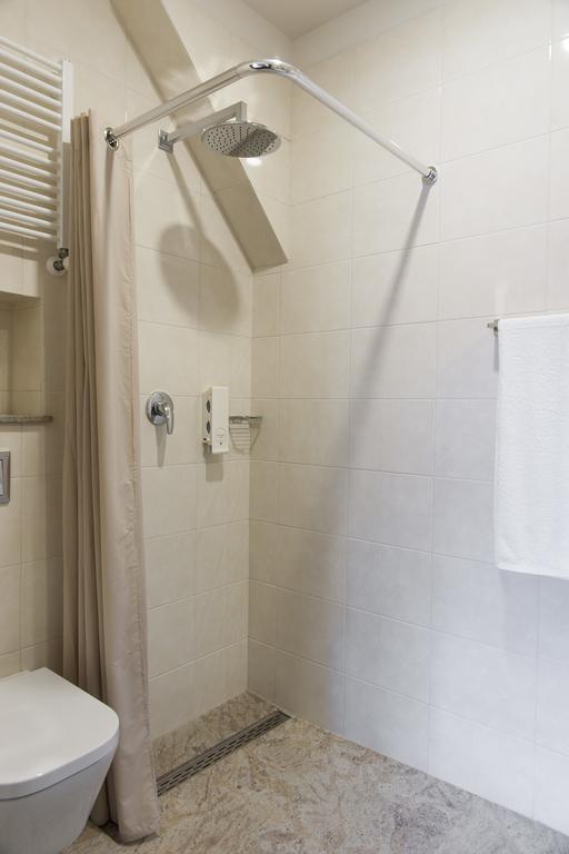 Mandala Hostel & Apartments Poznań Rom bilde