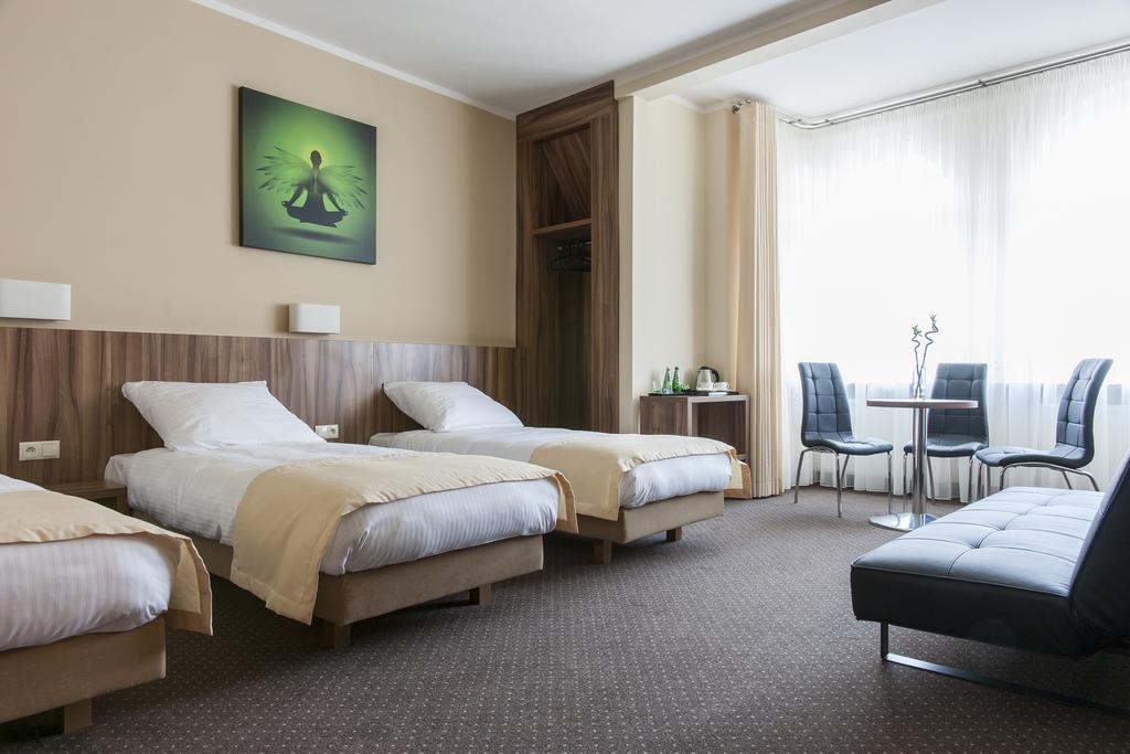 Mandala Hostel & Apartments Poznań Rom bilde