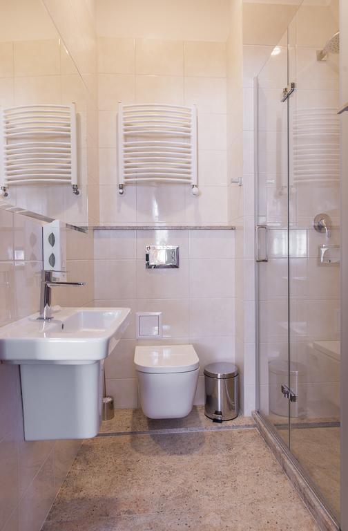 Mandala Hostel & Apartments Poznań Rom bilde